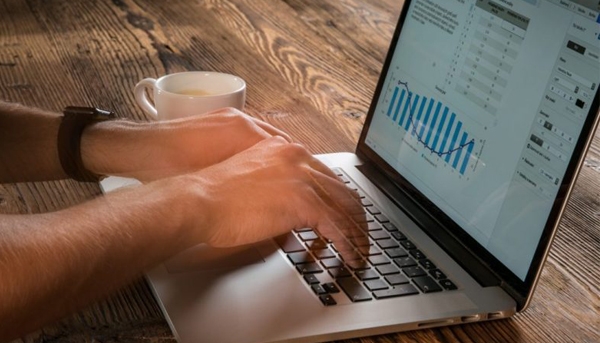 51a3864ed3ad604d2340c3f8fe249f94